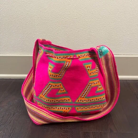 Pink and Orange Crossbody Bag with Geometric Patterns - Picture 3 of 12
